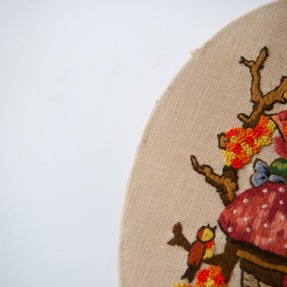 Vintage 1980 Hummel Handmade Crewel Embroidery - Picture 7 of 10